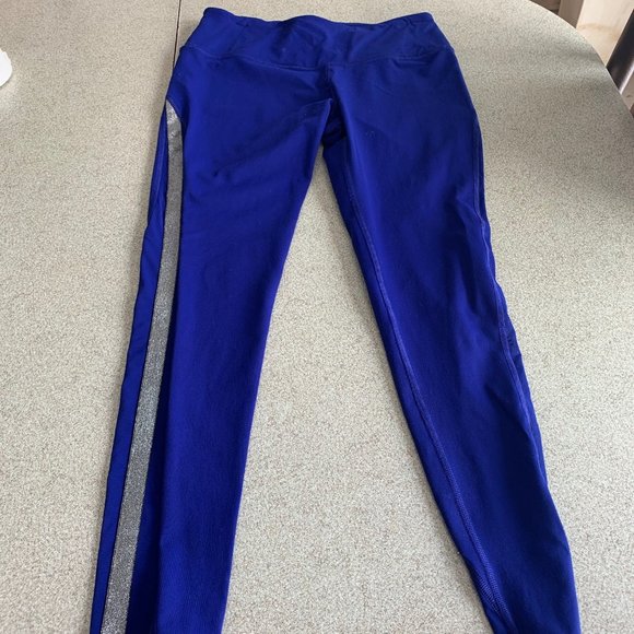 VICTORIA'S SECRET Knock out Blue and Silver Workout Tights - Picture 4 of 7